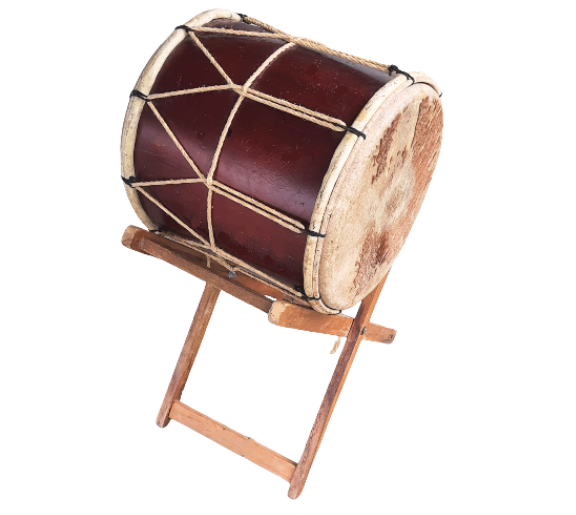 Tambora con soporte (Foto: Ikeima)